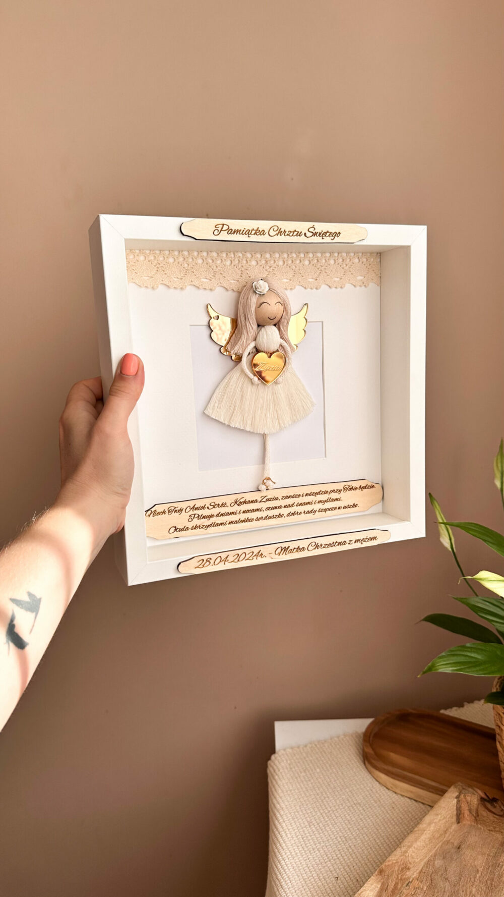 Gablotka z Aniołkiem I Komunia Święta / dziewczynka (złote skrzydełka)