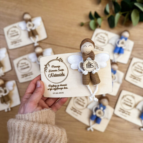 Podziękowania dla gości komunijnych - magnes - aniołek brązowy chłopiec