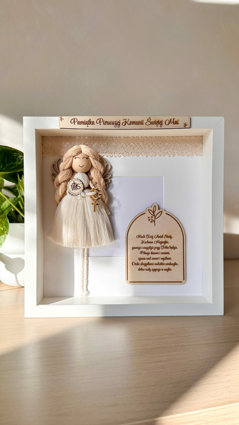 Gablotka z Aniołkiem I Komunia Święta / dziewczynka / złoty różaniec