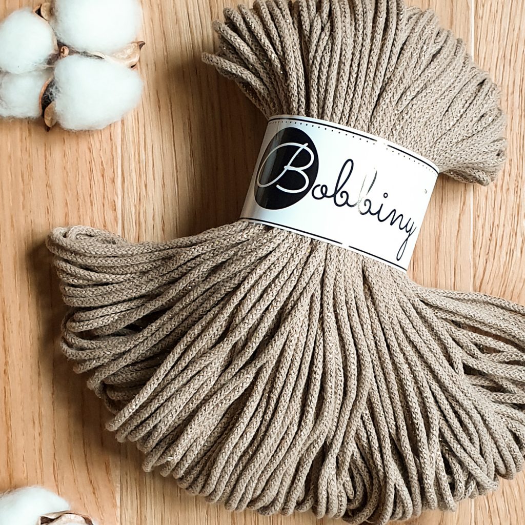 sznurek Bobbiny